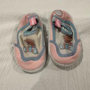 Vintage‎ Precious Moments water shoes